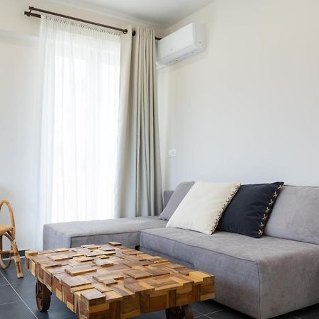 Konstantino'S Corfu Marina View Apartment Kontokali Eksteriør bilde