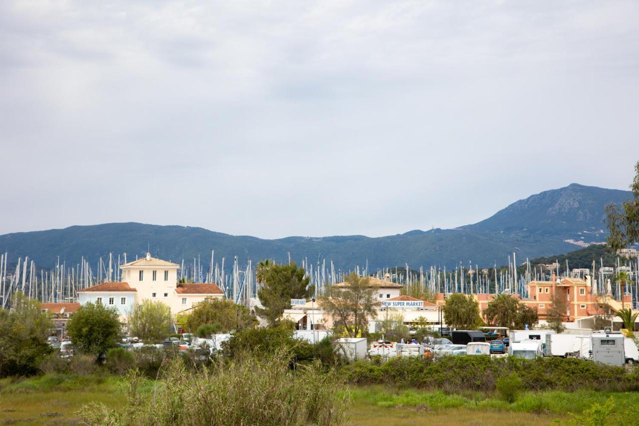 Konstantino'S Corfu Marina View Apartment Kontokali Eksteriør bilde